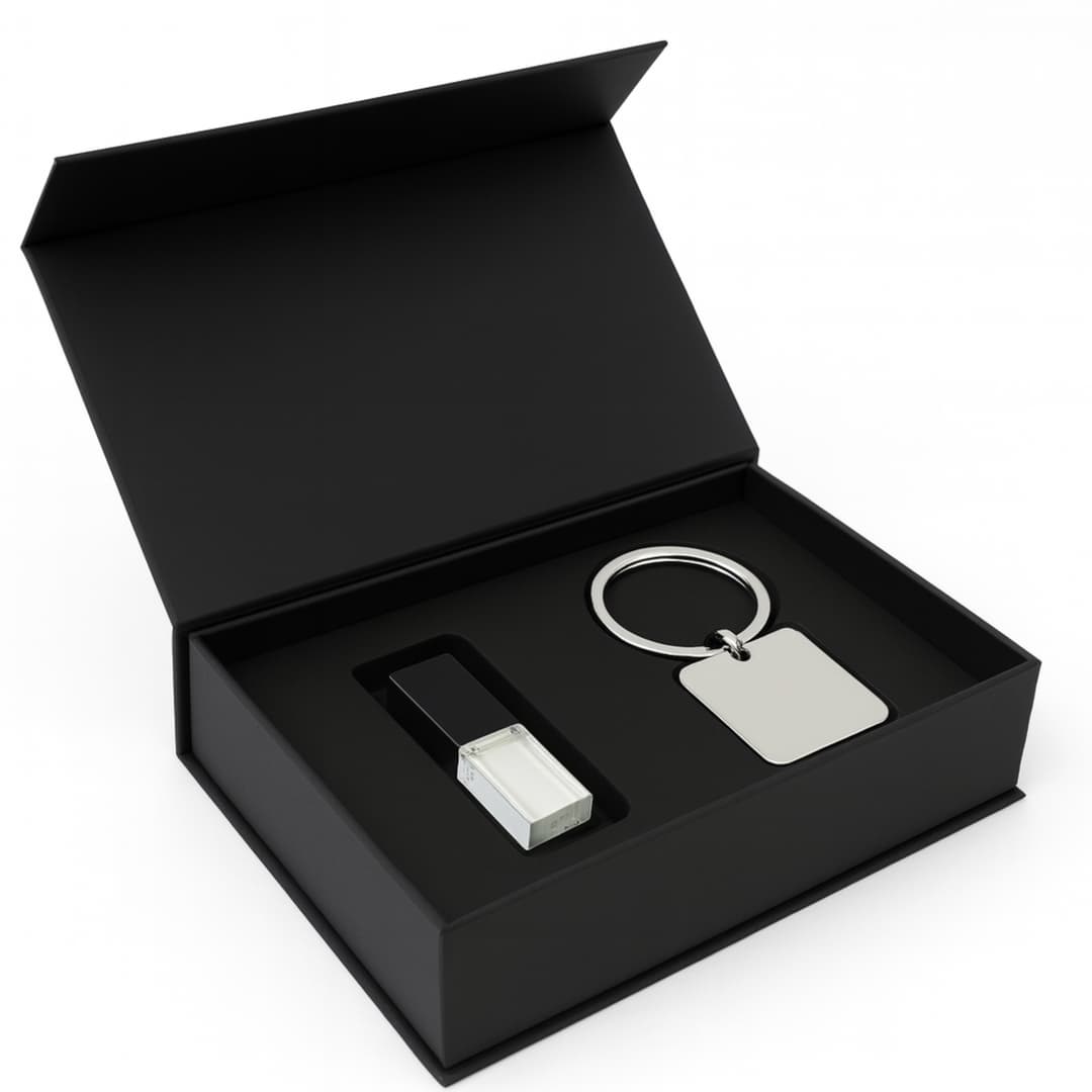 Conjunto com Pen drive e Chaveiro - imagem 1